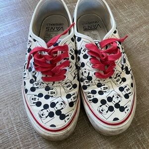 Vans vault Disney Mickey Mouse men’s 7